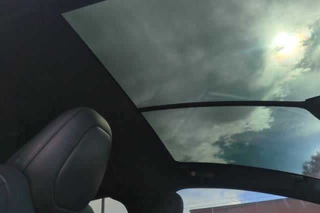2023 Tesla Model X Base
