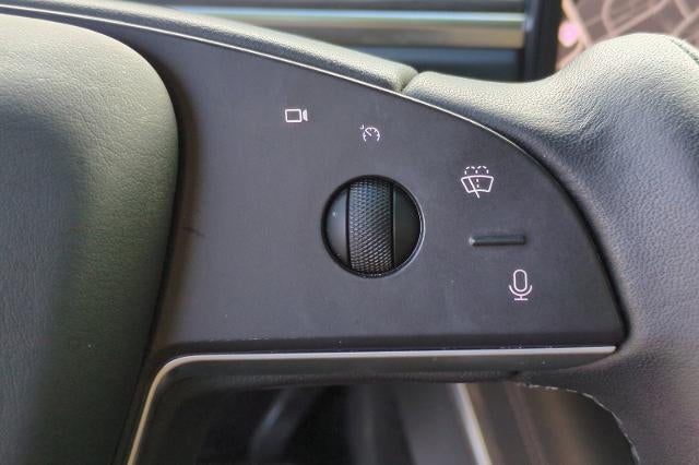 2023 Tesla Model X Base