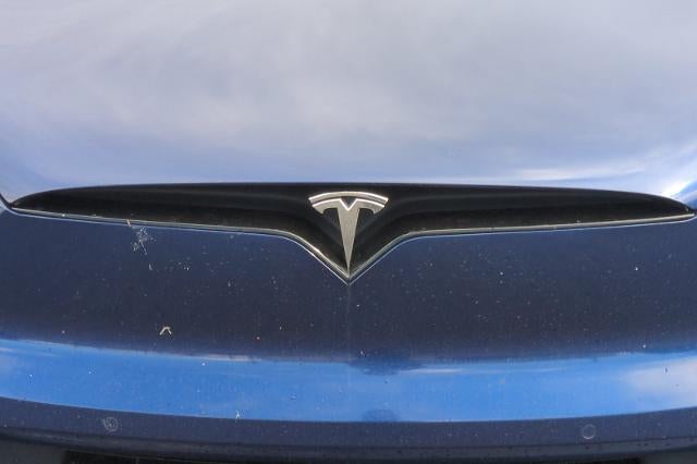 2023 Tesla Model X Base