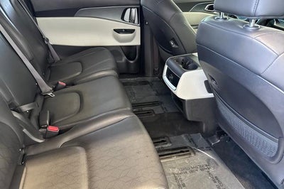 2024 Kia Carnival LX
