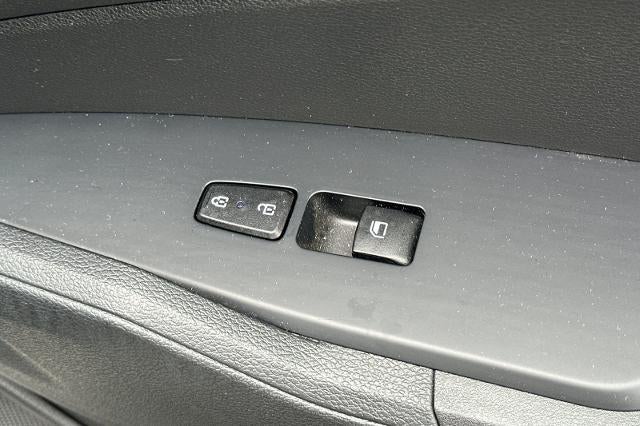 2024 Kia Sportage Hybrid LX