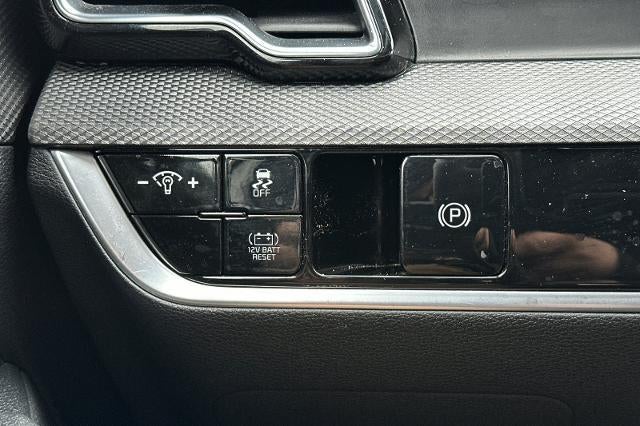 2024 Kia Sportage Hybrid LX