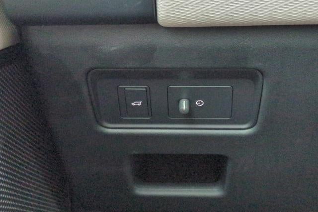 2023 Land Rover Discovery HSE R-Dynamic