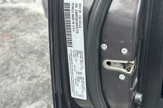 2024 RAM 1500 Classic SLT