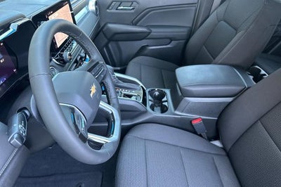2025 Chevrolet Colorado WT/LT