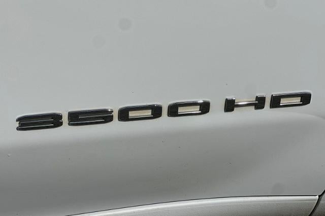 2023 GMC Sierra 3500 HD Chassis Cab SLE