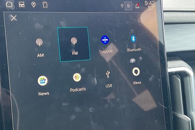 2024 GMC Acadia Elevation