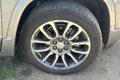 2022 GMC Acadia Denali