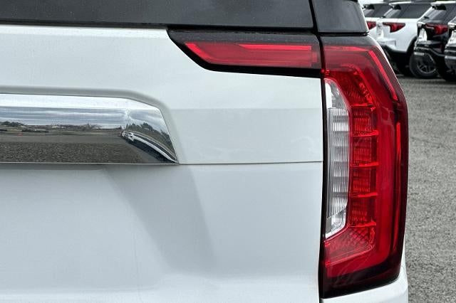 2022 GMC Yukon SLE