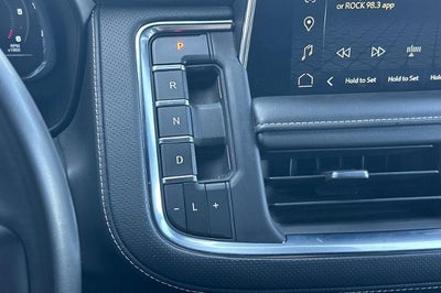 2023 GMC Yukon XL SLT