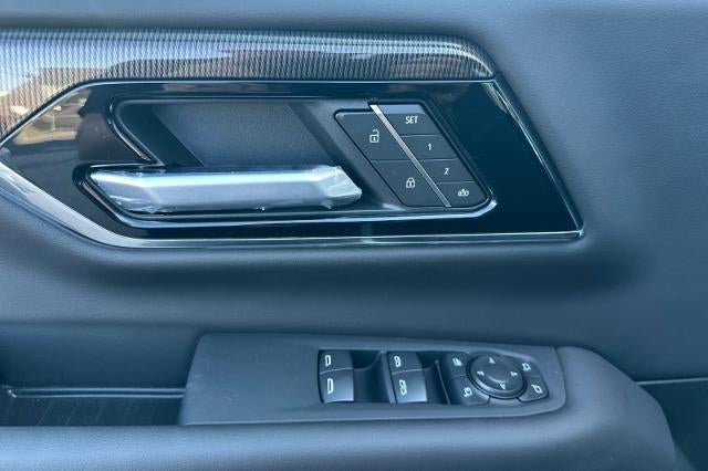 2025 GMC Yukon XL Elevation