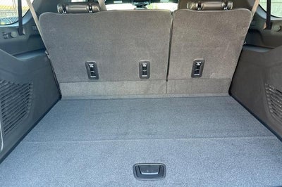 2025 GMC Yukon XL Elevation