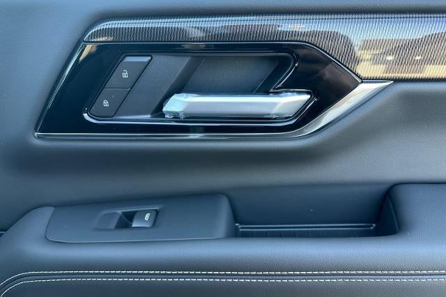 2025 GMC Yukon XL Elevation