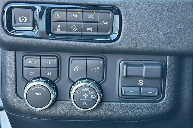 2025 GMC Yukon XL Elevation