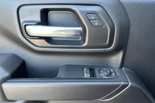 2025 GMC Sierra 3500 HD Pro