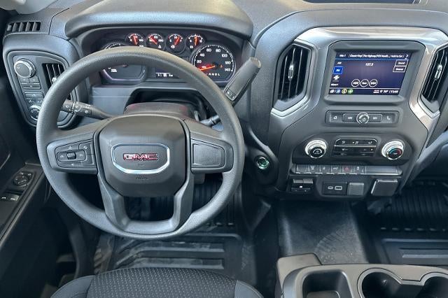 2025 GMC Sierra 3500 HD Pro