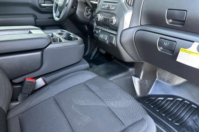 2025 GMC Sierra 3500 HD Pro