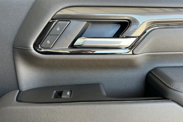 2025 GMC Sierra 3500 HD AT4