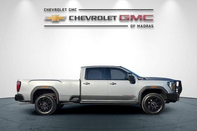 2025 GMC Sierra 3500 HD AT4