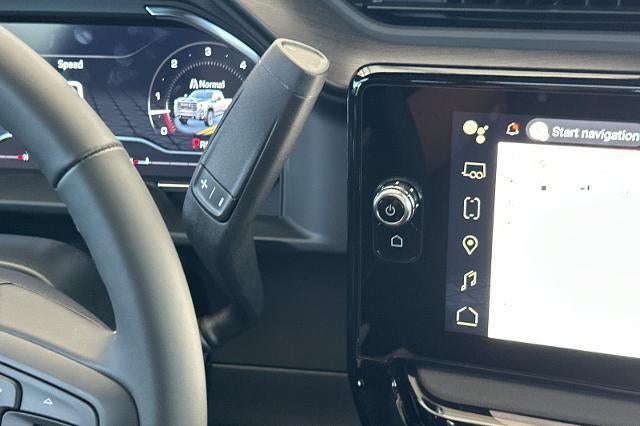 2025 GMC Sierra 3500 HD AT4