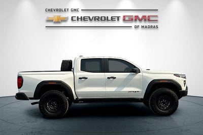 2025 GMC Canyon AT4