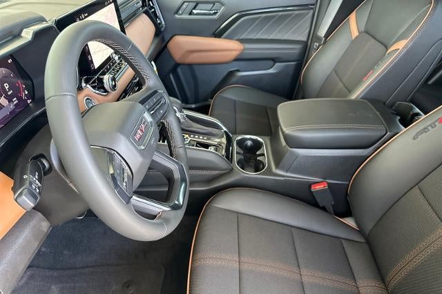 2025 GMC Canyon AT4