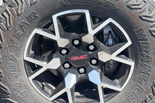 2024 GMC Canyon AT4X