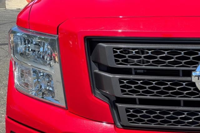 2022 Nissan Titan SV