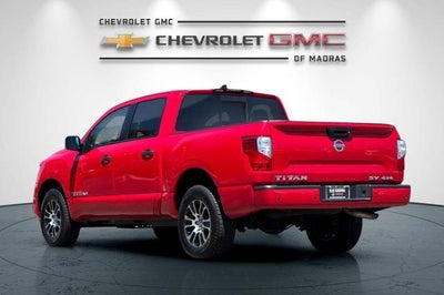 2022 Nissan Titan SV