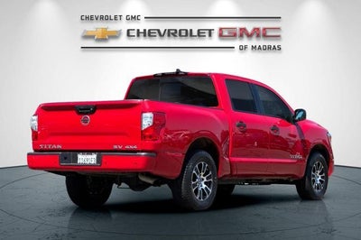 2022 Nissan Titan SV