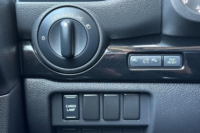 2022 Nissan Titan SV