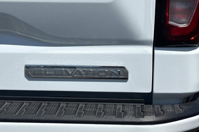 2025 GMC Sierra 1500 Elevation