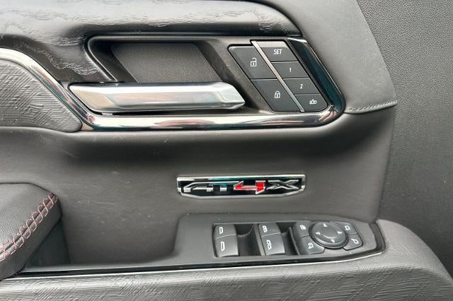 2024 GMC Sierra 1500 AT4X