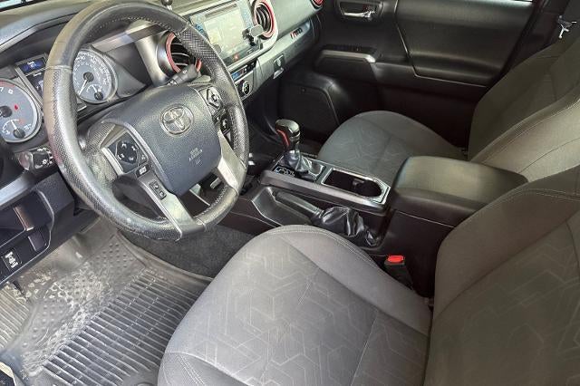 2016 Toyota Tacoma SR5
