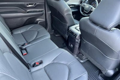 2025 Toyota Grand Highlander XLE