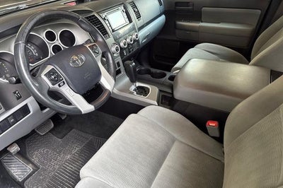 2016 Toyota Sequoia SR5