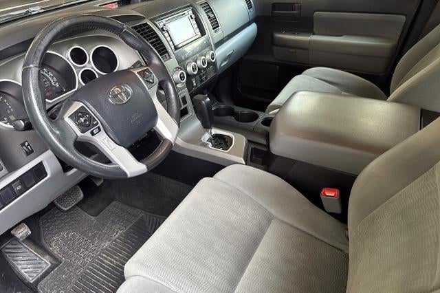 2016 Toyota Sequoia SR5