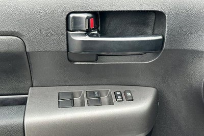 2013 Toyota Tundra 4WD Truck BASE