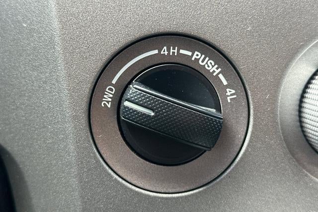 2013 Toyota Tundra 4WD Truck BASE