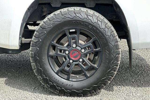 2013 Toyota Tundra 4WD Truck BASE