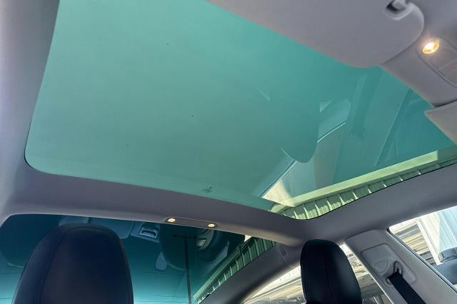 2019 Tesla Model 3 Mid Range