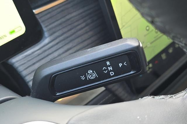 2023 RIVIAN R1S Adventure