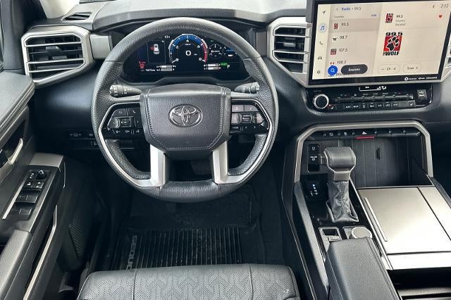 2024 Toyota Sequoia SR5