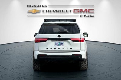 2024 Toyota Sequoia SR5