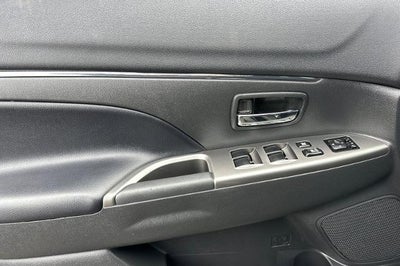 2024 Mitsubishi Outlander Sport S