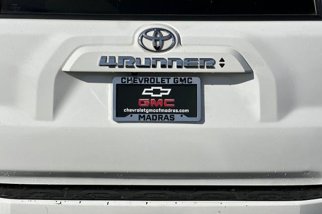 2022 Toyota 4Runner SR5