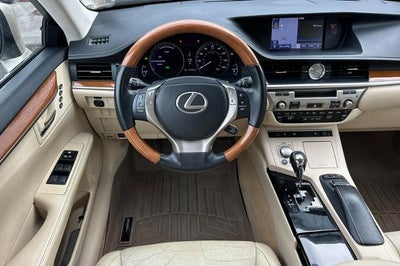 2013 Lexus ES 300h Hybrid