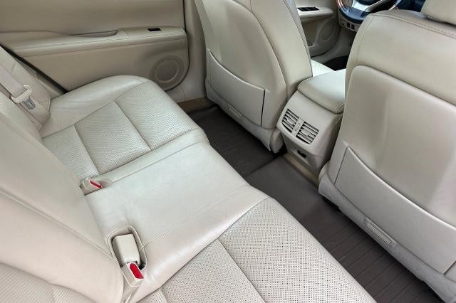 2013 Lexus ES 300h Hybrid