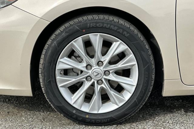 2013 Lexus ES 300h Hybrid