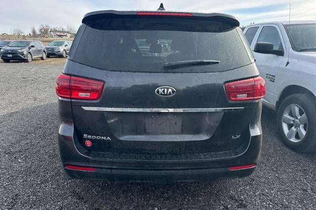 2021 Kia Sedona LX